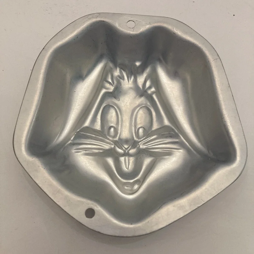 Mini Cake Pan Bugs Bunny 5X5 Personal Size Unbranded Aluminum‎
